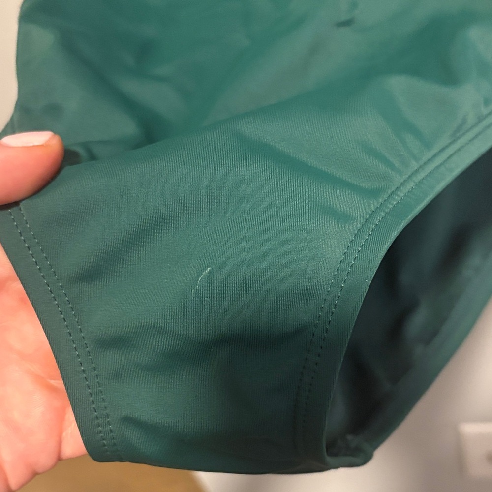 Bleu Rod Beattie Let’s Get Knotty Emerald Green Lace-Up Swimsuit - Picture 5 of 7
